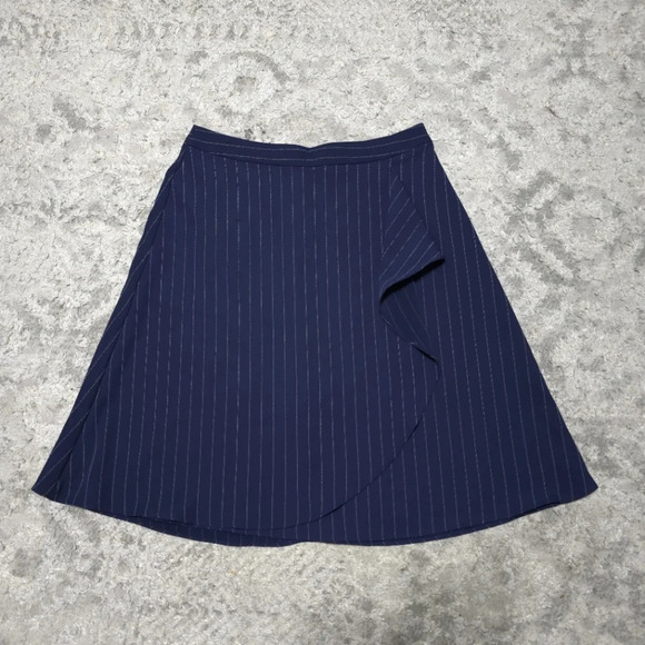 BANANA REPUBLIC NWT Navy with White Pinstripe, Cascade A-line Skirt, 00P - Picture 2 of 14